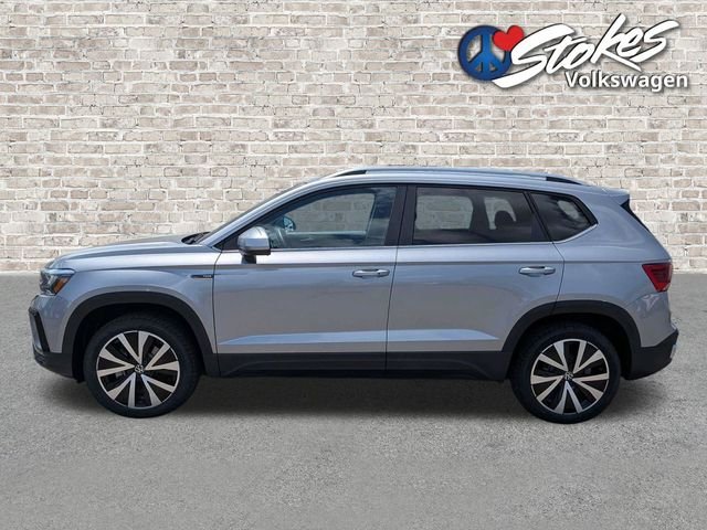 Used 2023 Silver Volkswagen 1.5T SE image 7