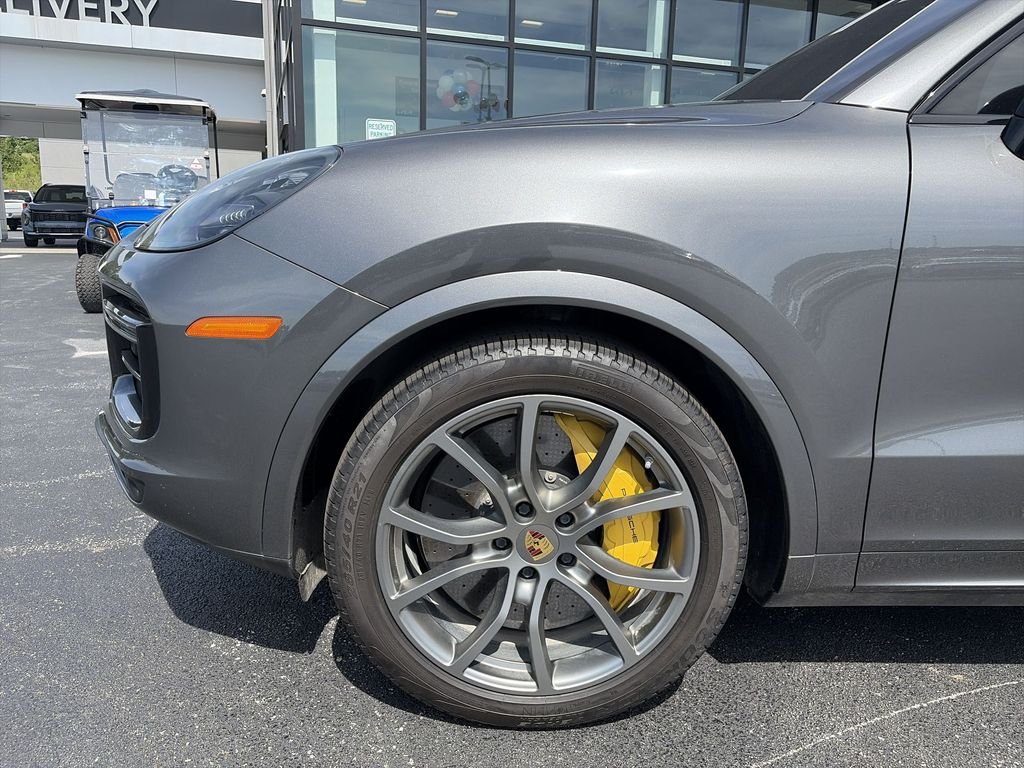 2021 Porsche Cayenne Turbo S E-Hybrid - Photo 16