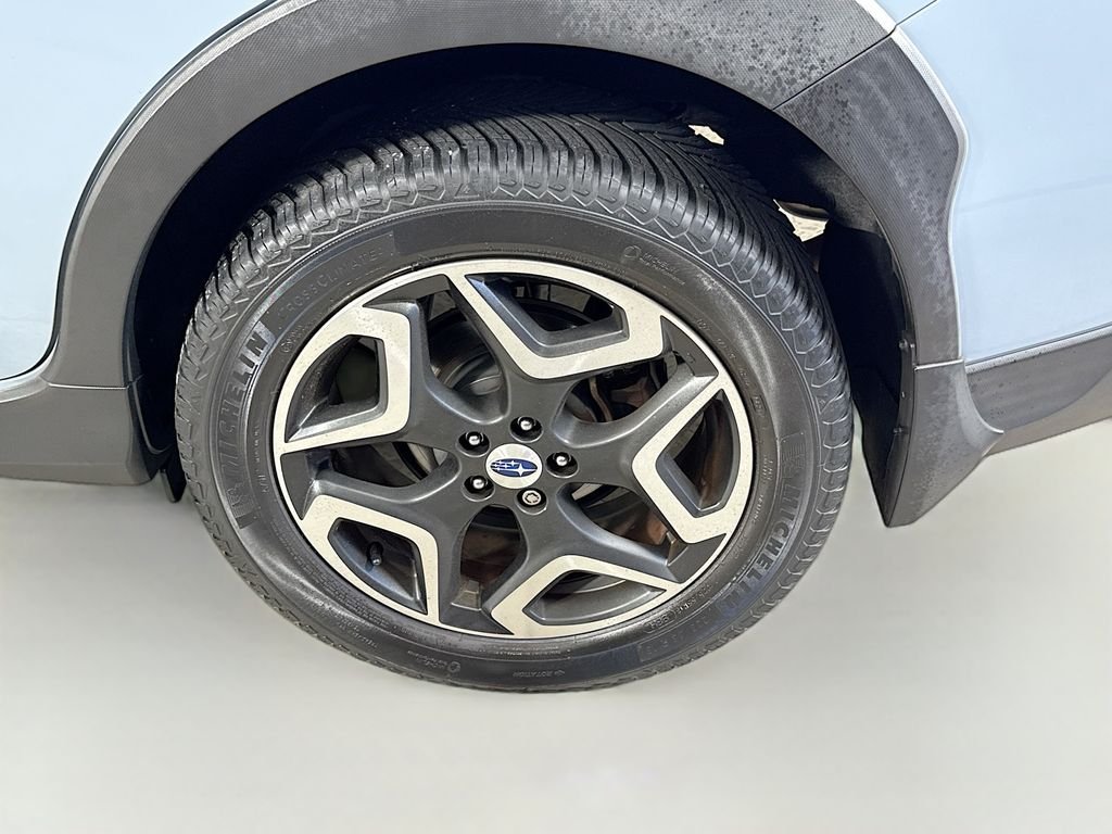 Used 2018 Cool Gray Khaki Subaru Limited image 32