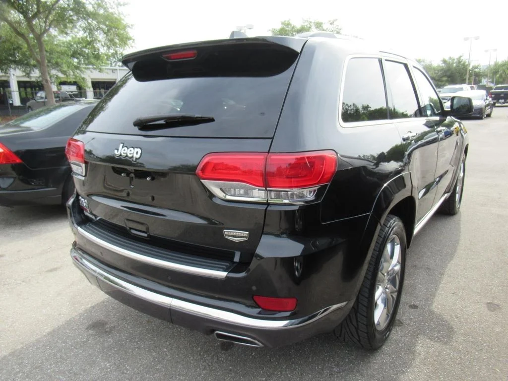 Used 2014 Black Jeep Summit image 4
