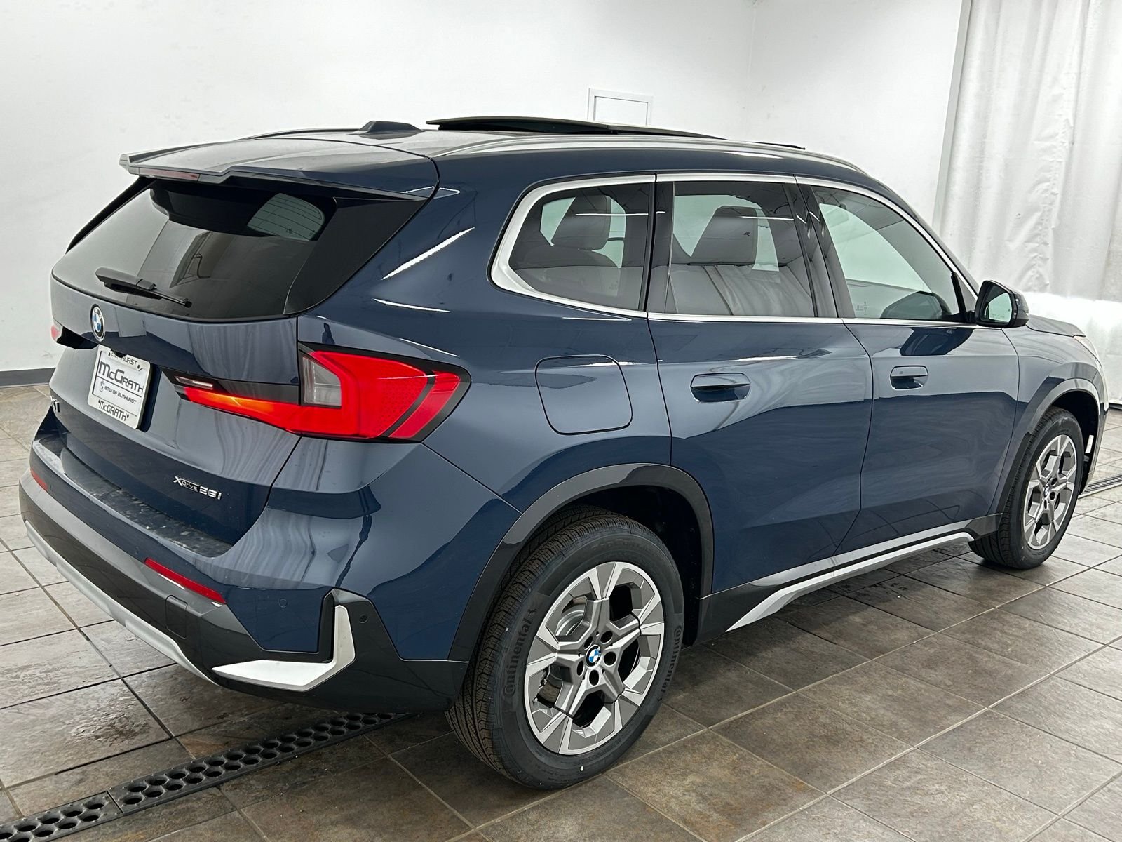 New 2026 Night Dusk Blue Metallic BMW xDrive28i image 5