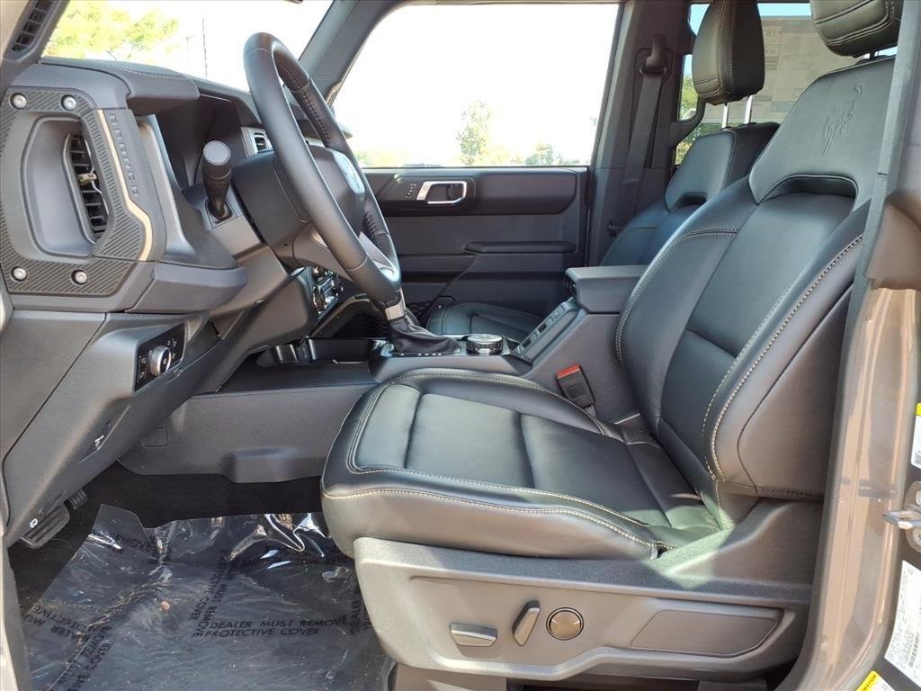 New 2025 Carbonized Gray Metallic Ford Badlands® image 3