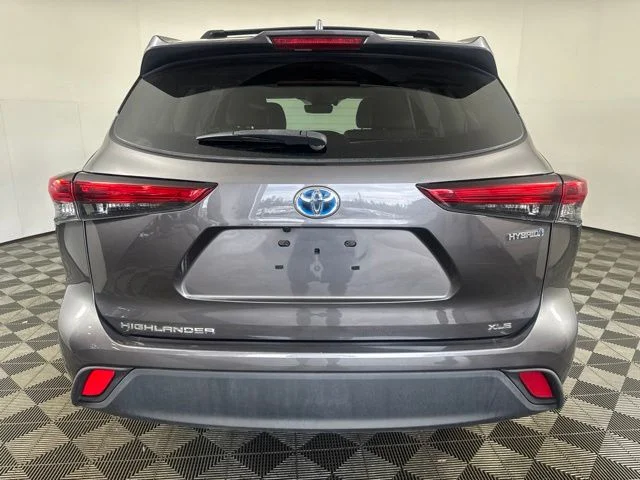 Used 2021 Gray Toyota XLE image 24
