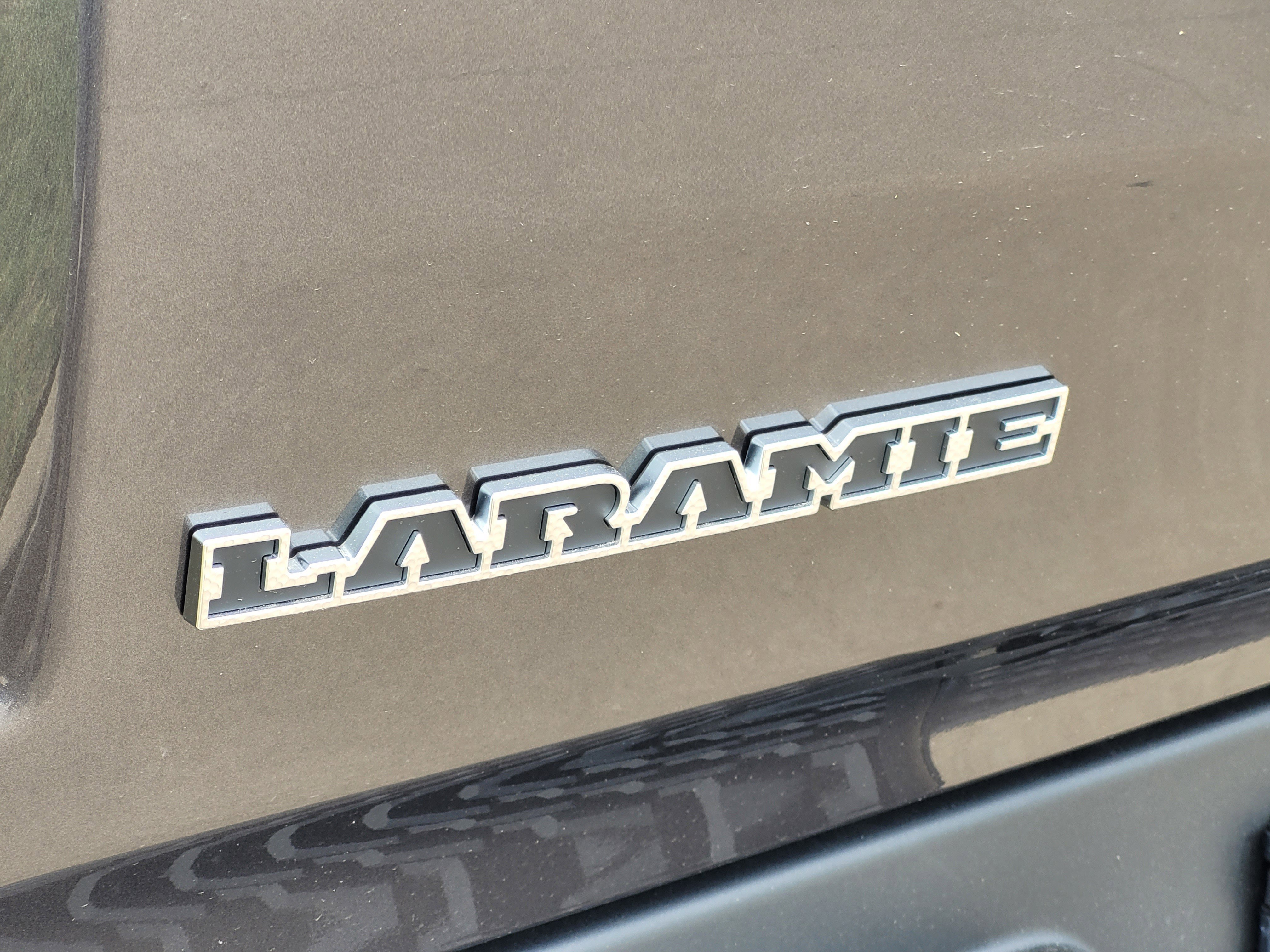 New 2026 Granite Crystal Metallic Clearcoat Ram Laramie image 6