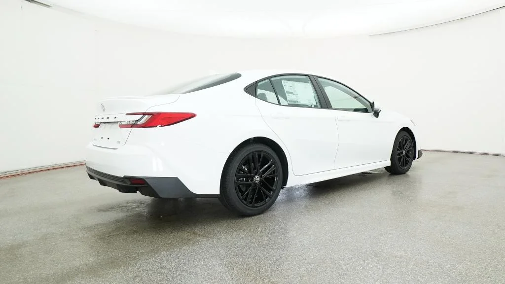 New 2026 Ice Cap Toyota SE image 21