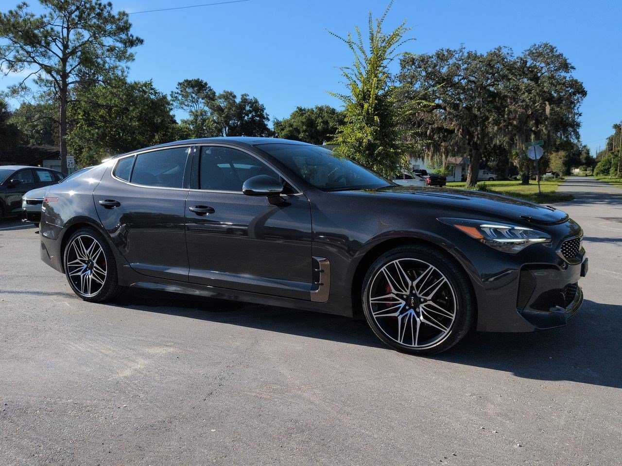 Used 2022 Panthera Metal Kia GT image 1