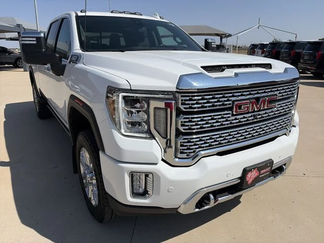 Used 2023 White GMC Denali image 8