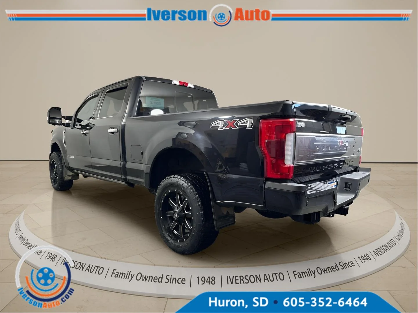 Used 2019 Agate Black Ford Platinum image 9