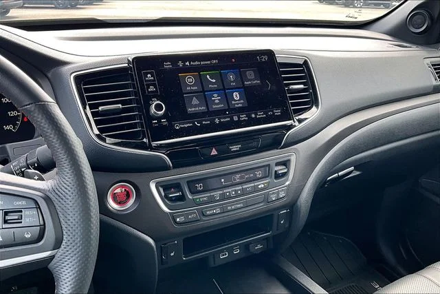 2025 Honda Ridgeline TrailSport - Photo 17