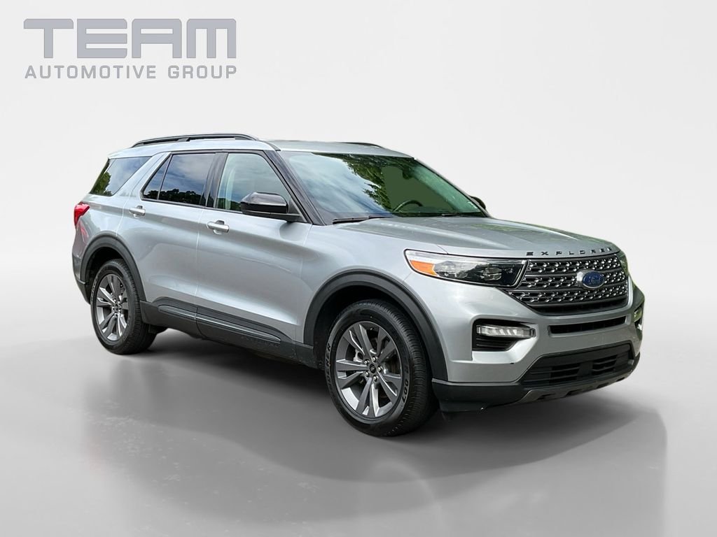 2022 Ford Explorer XLT 4WD's photo