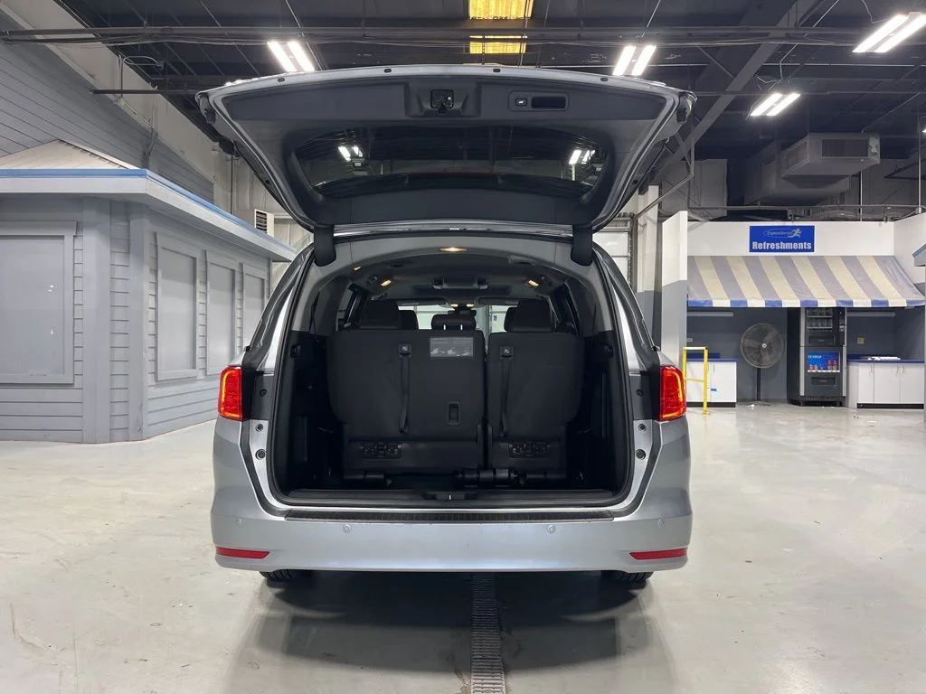 2024 Honda Odyssey Touring - Photo 9