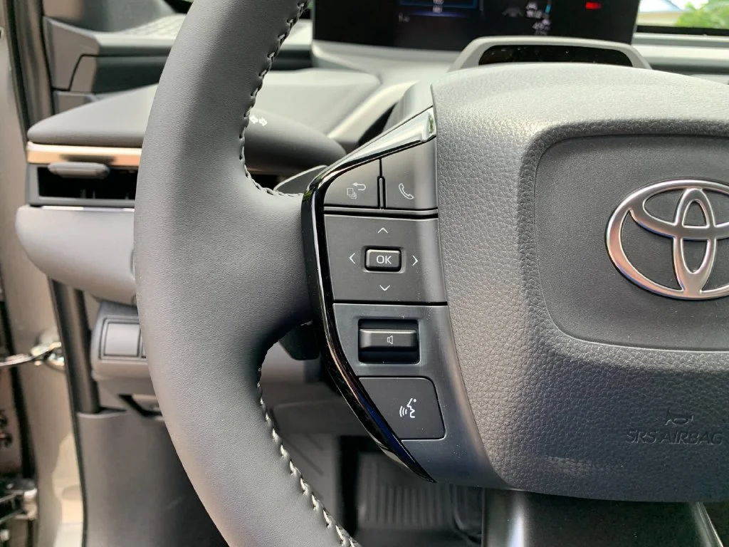 Used 2026  Toyota XLE image 28