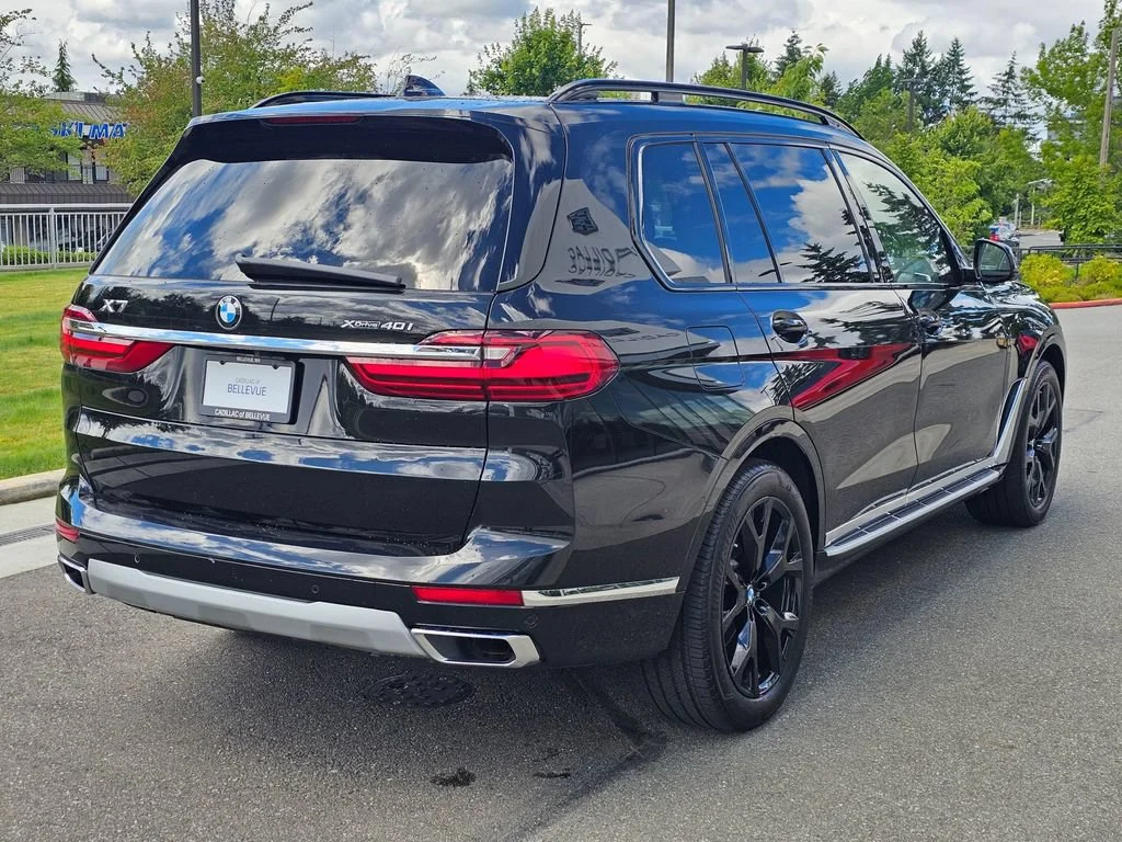 Used 2022  BMW xDrive40i image 5