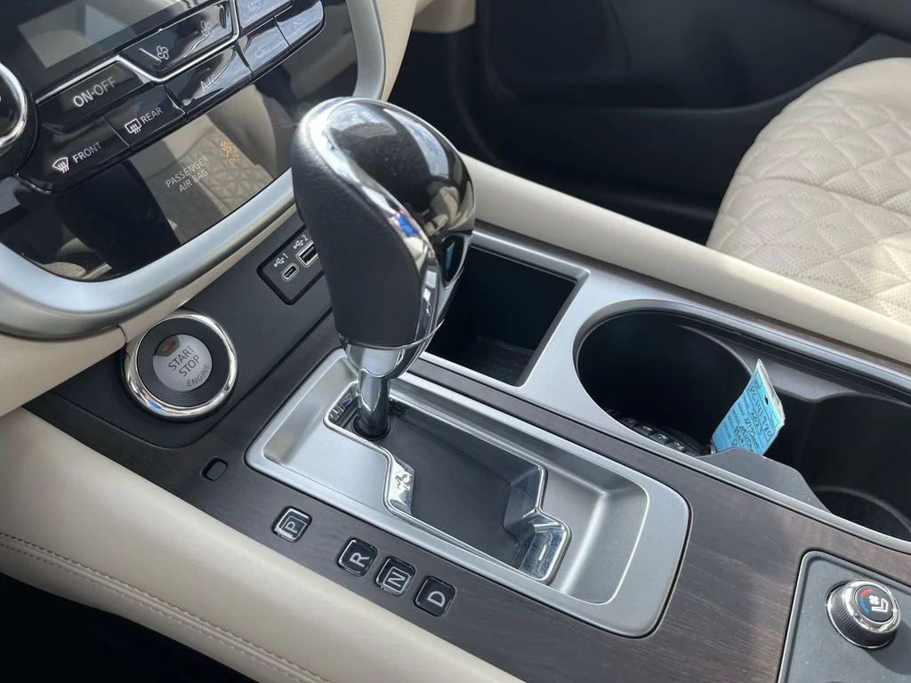 Used 2023 Red Nissan Platinum image 20