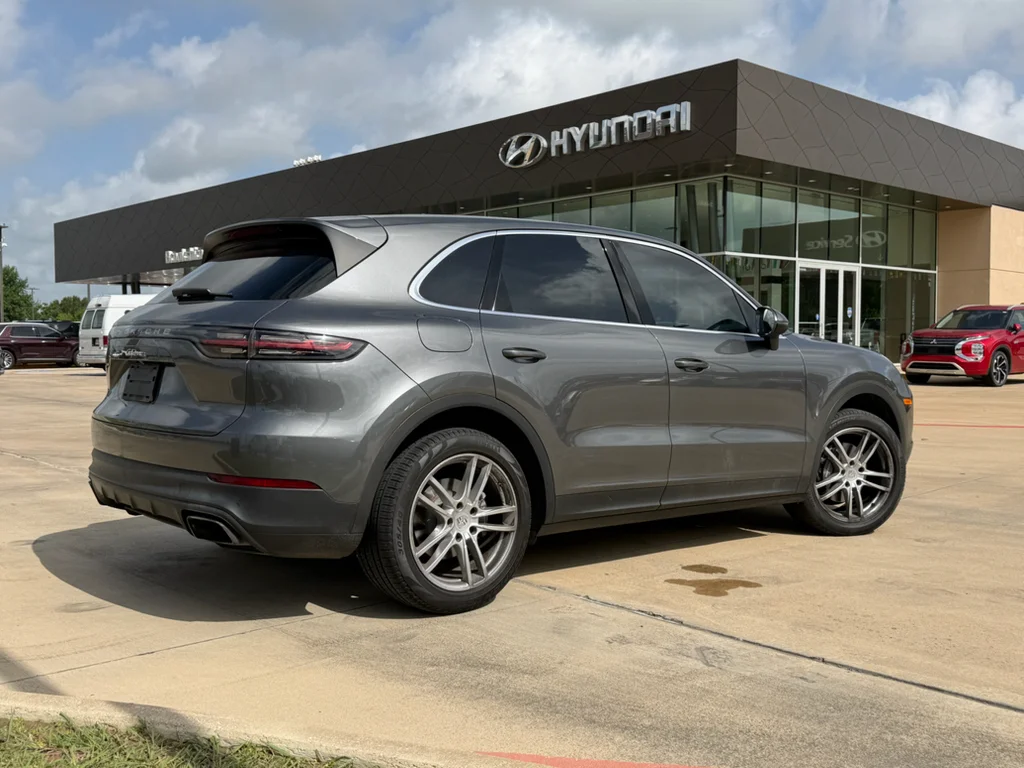 Used 2019 Quartzite Metallic Porsche Base image 6
