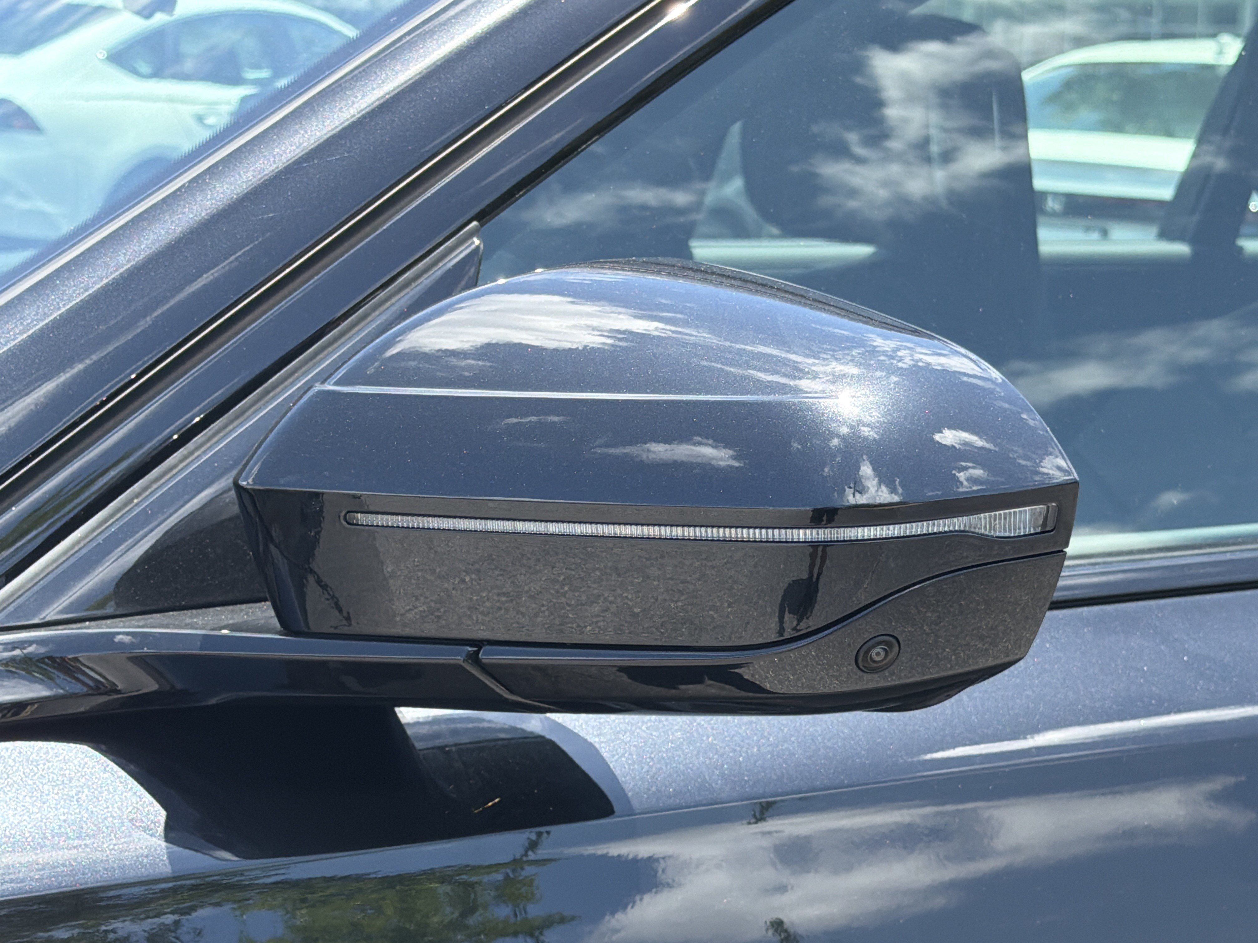 New 2026 Black Sapphire Metallic BMW xDrive60 image 25