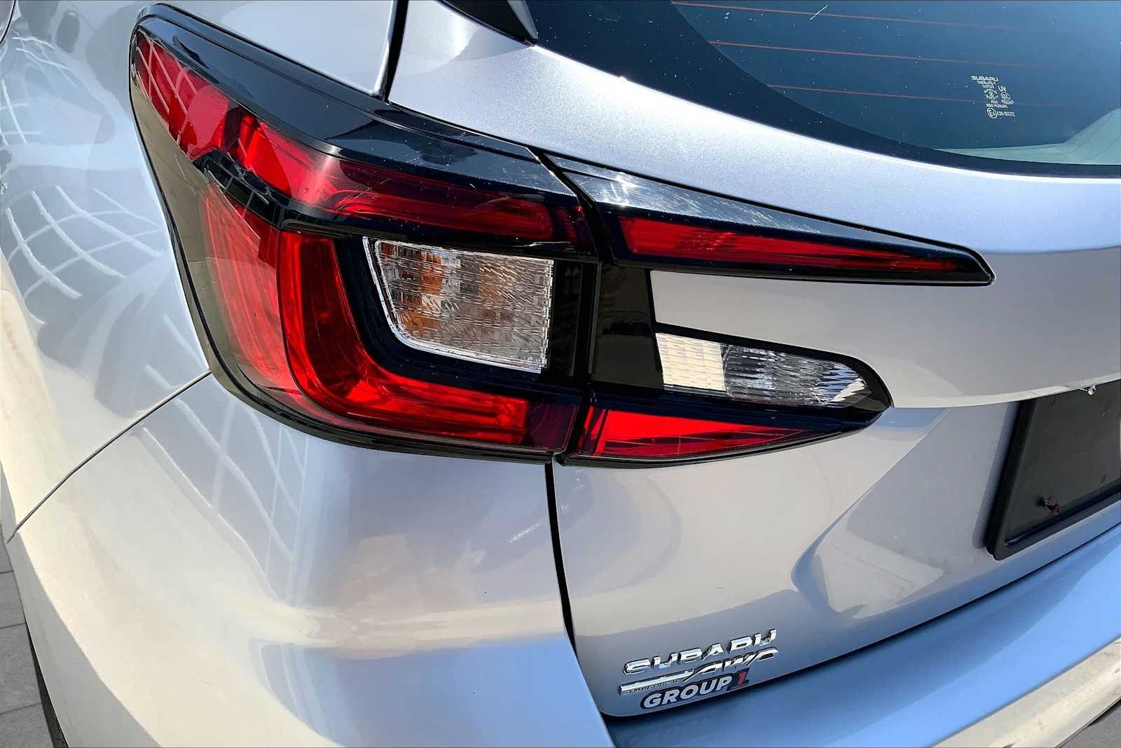 Certified Used 2024 Ice Silver Metallic Subaru  image 27