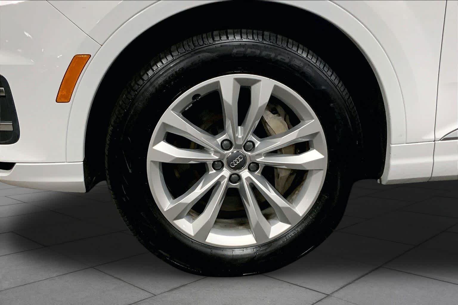 Used 2018 Glacier White Metallic Audi Premium Plus image 11