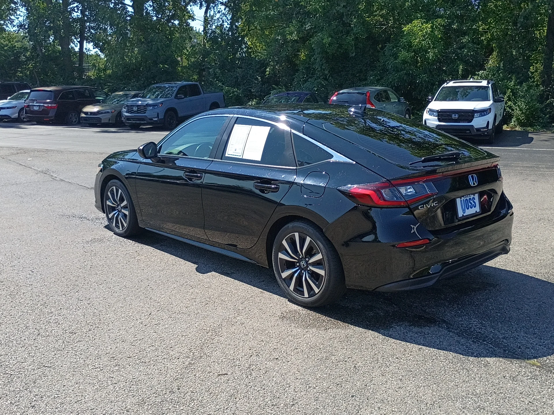 Certified Used 2023 Crystal Black Pearl Honda EX-L image 5