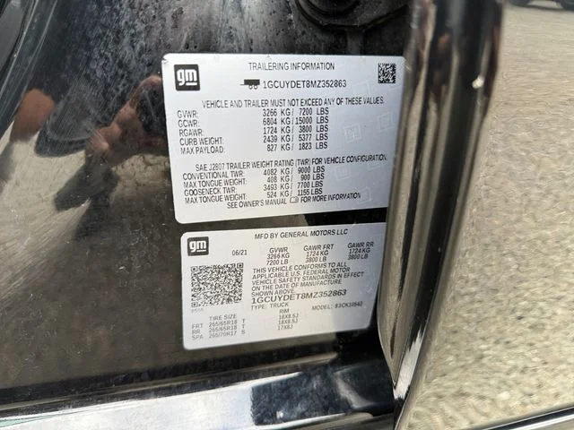 Used 2021 Black Chevrolet LT image 25