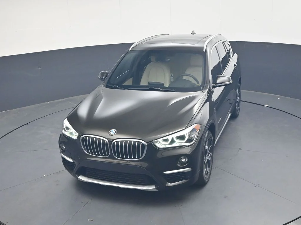 Used 2017 Dark Olive Metallic BMW xDrive28i image 24