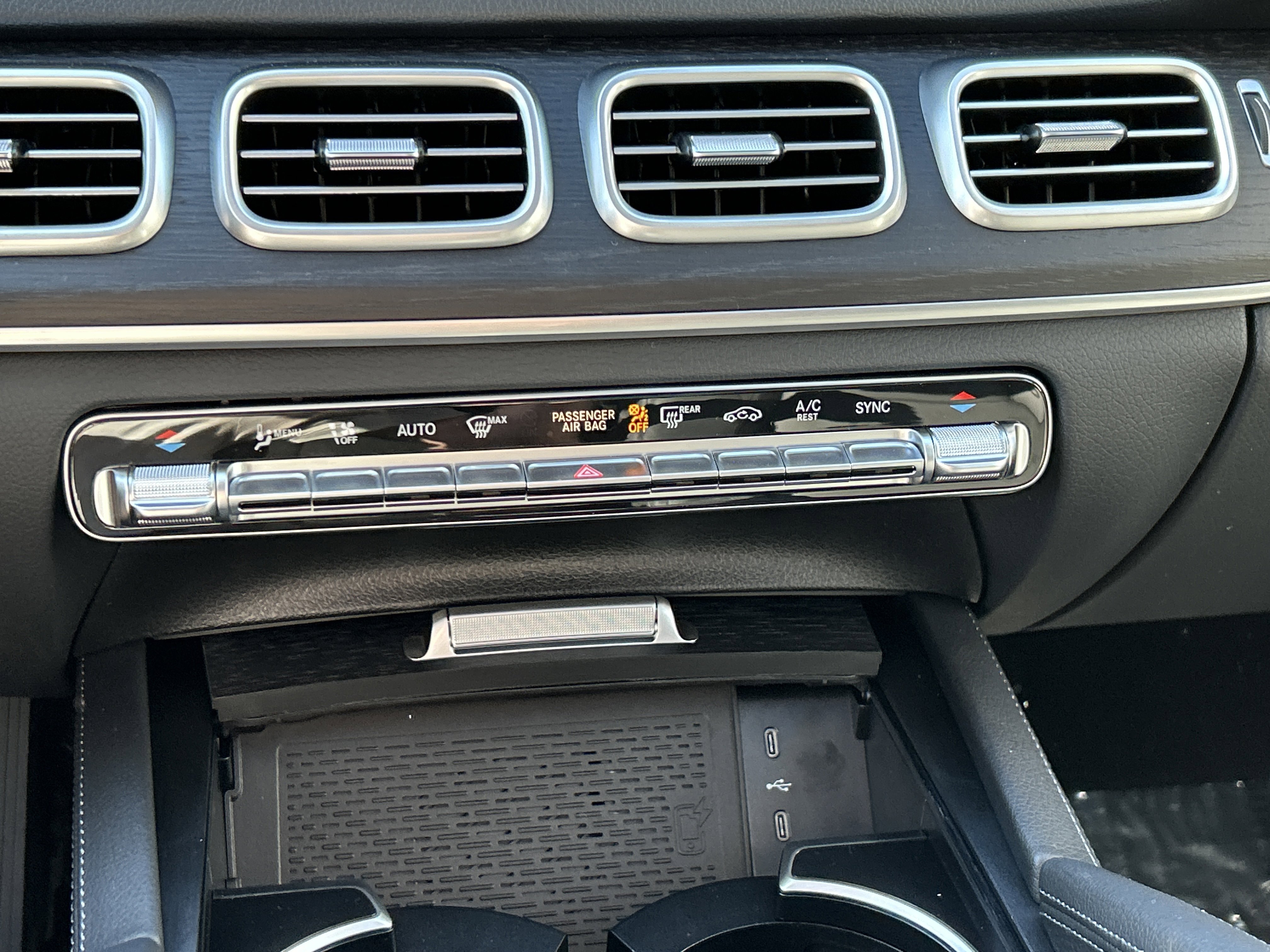 New 2026 Black Mercedes-Benz GLE 350 4MATIC® SUV image 29
