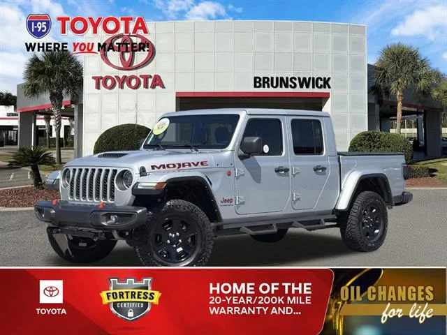 2023 Jeep Gladiator Mojave's photo
