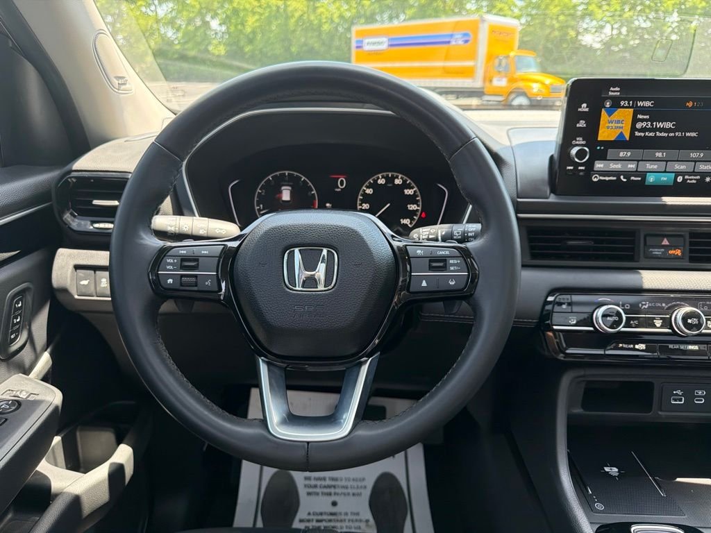2025 Honda Pilot Touring - Photo 13