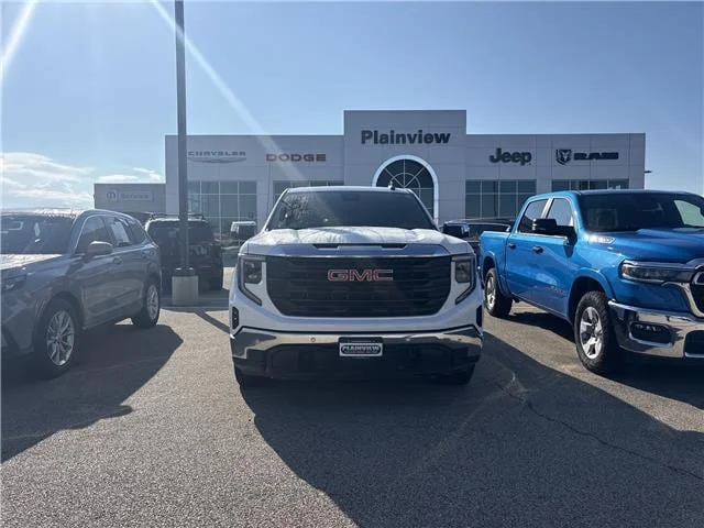 2025 GMC Sierra 1500 Pro 4x4 Crew Cab 6.6 ft. box 157 in. WB