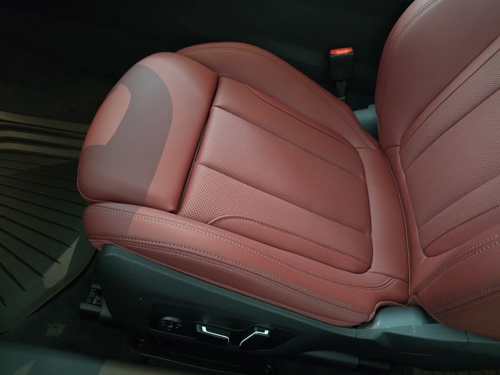 New 2026 Black Sapphire Metallic BMW 230i xDrive image 25