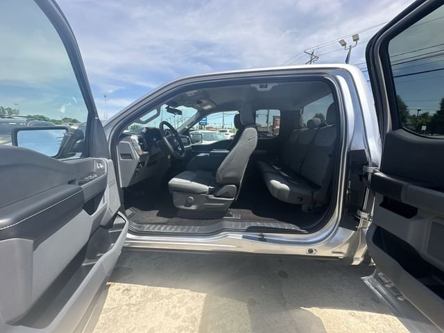 Used 2022 Silver Ford XLT image 43