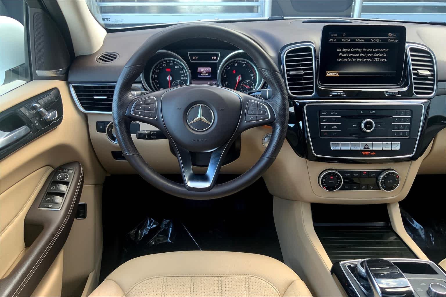 Used 2017 Polar White Mercedes-Benz GLE 350 image 6