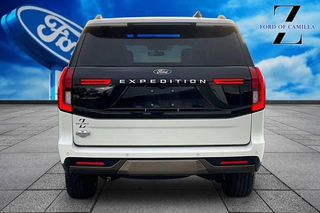 Used 2025 White Ford King Ranch image 4
