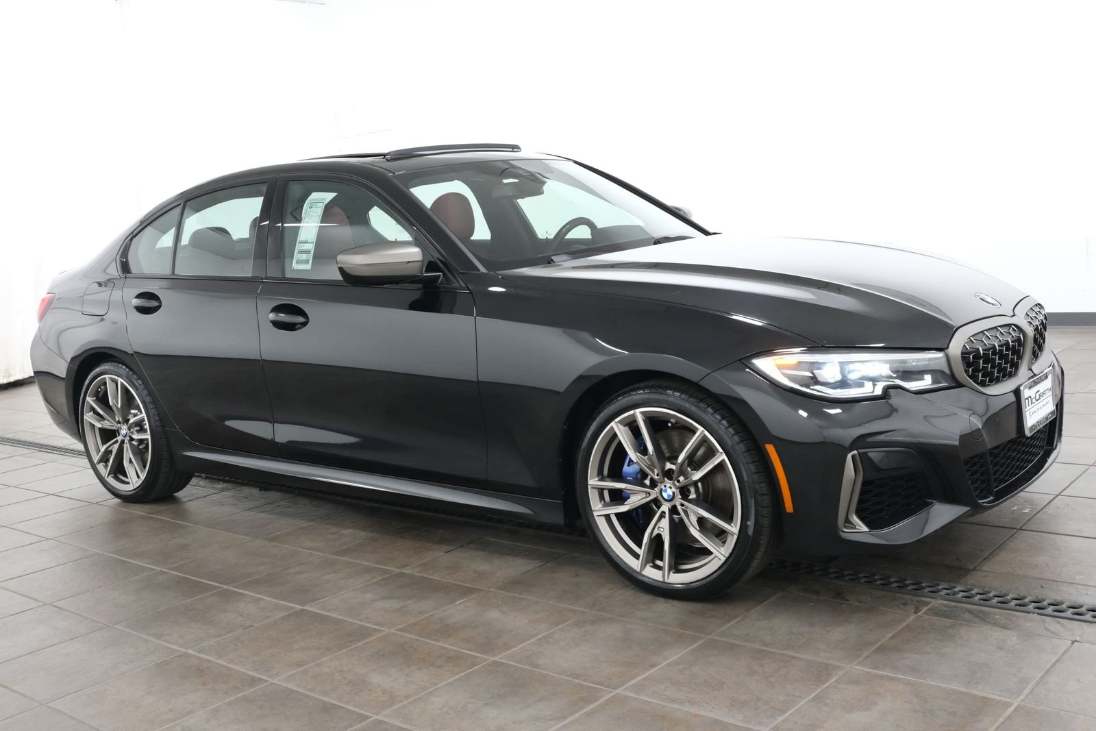 Used 2022 Black Sapphire Metallic BMW M340i xDrive image 6
