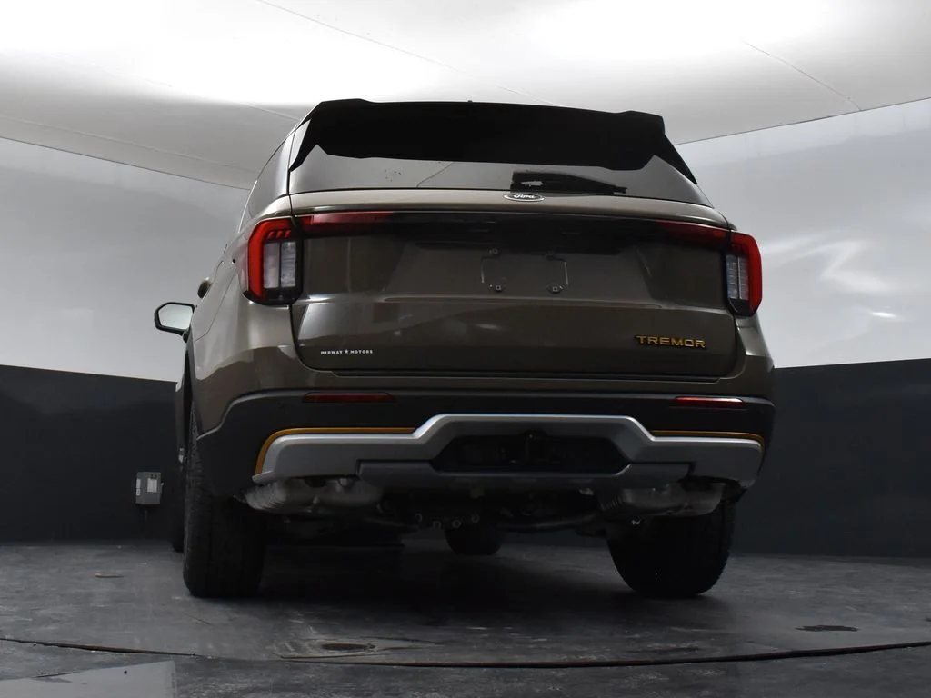 New 2026 Gray Ford Tremor image 34