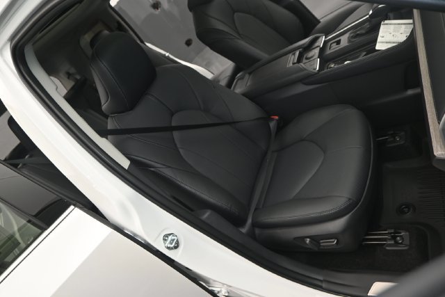 New 2026 Wind Chill Pearl Toyota Limited image 17