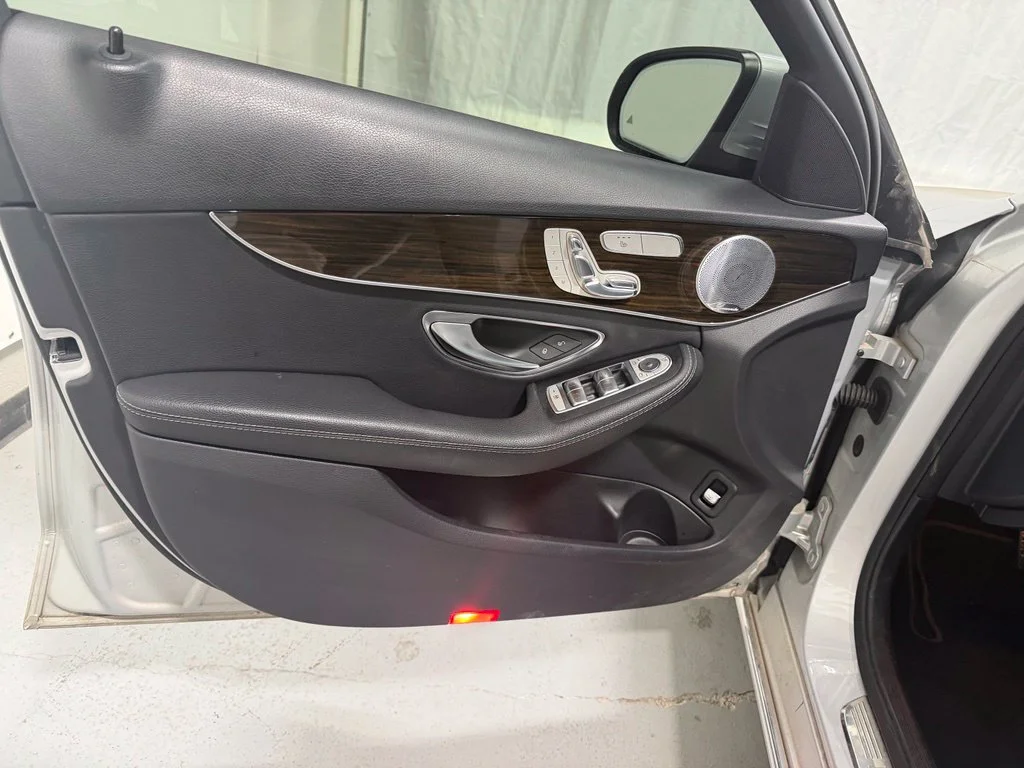 Used 2016 Silver Mercedes-Benz C 300 image 13
