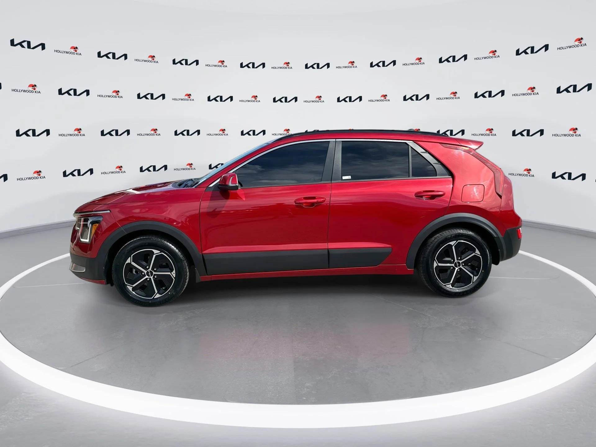 Certified Used 2023 Runway Red Kia EX image 5