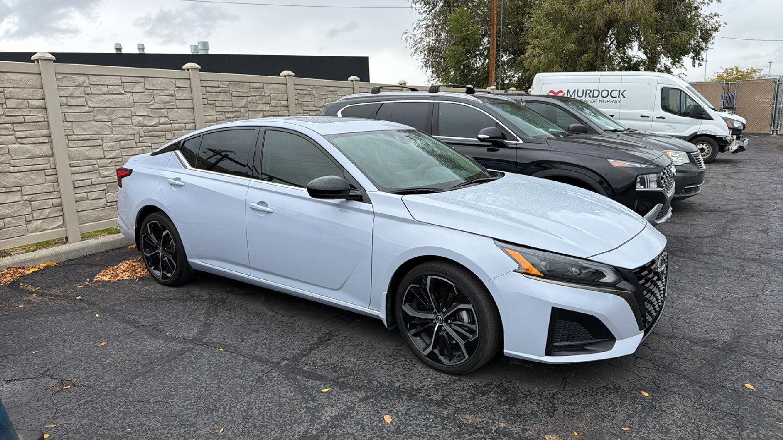 Used 2023 Gray Sky Pearl Nissan 2.5 SR image 2