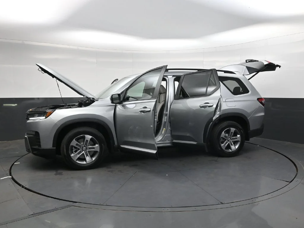 New 2026 Solar Silver Metallic Honda EX-L image 35