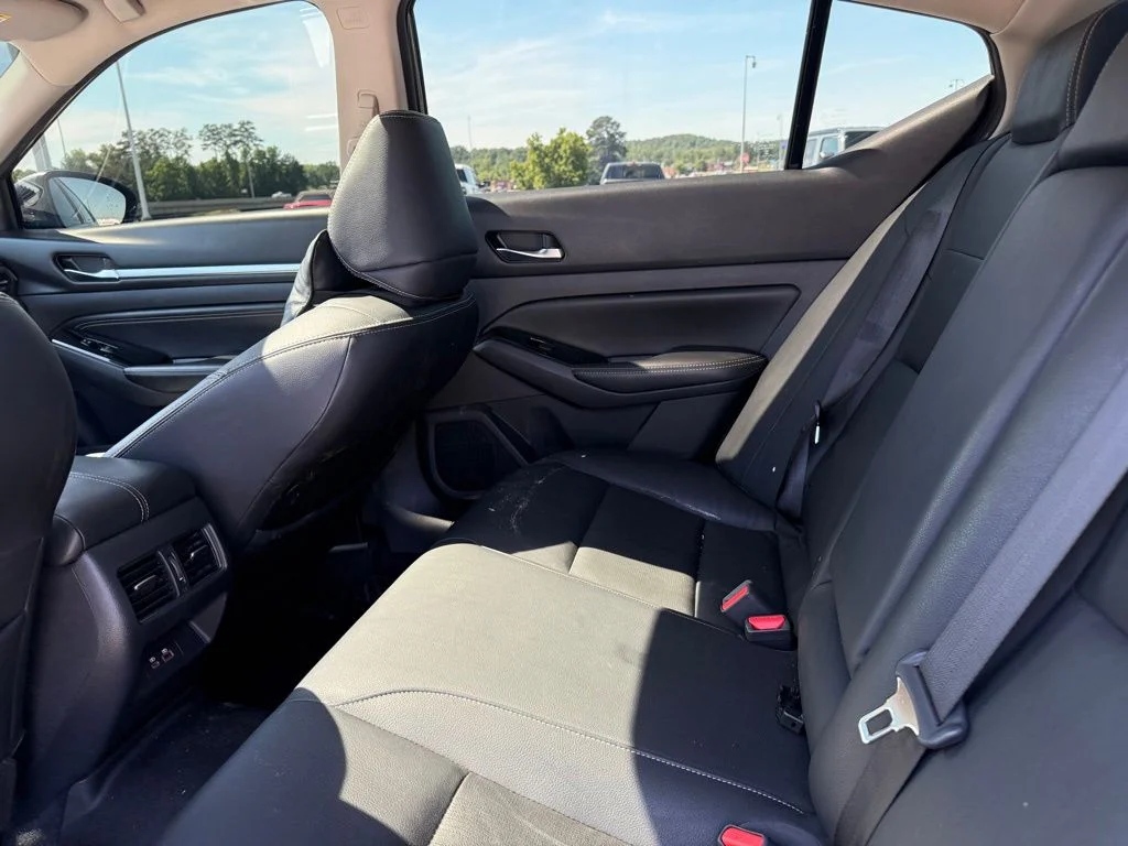 Used 2020 Gray Nissan 2.5 Platinum image 16