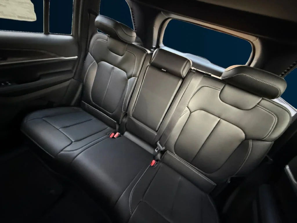 New 2027 White/off-white Jeep Limited image 16