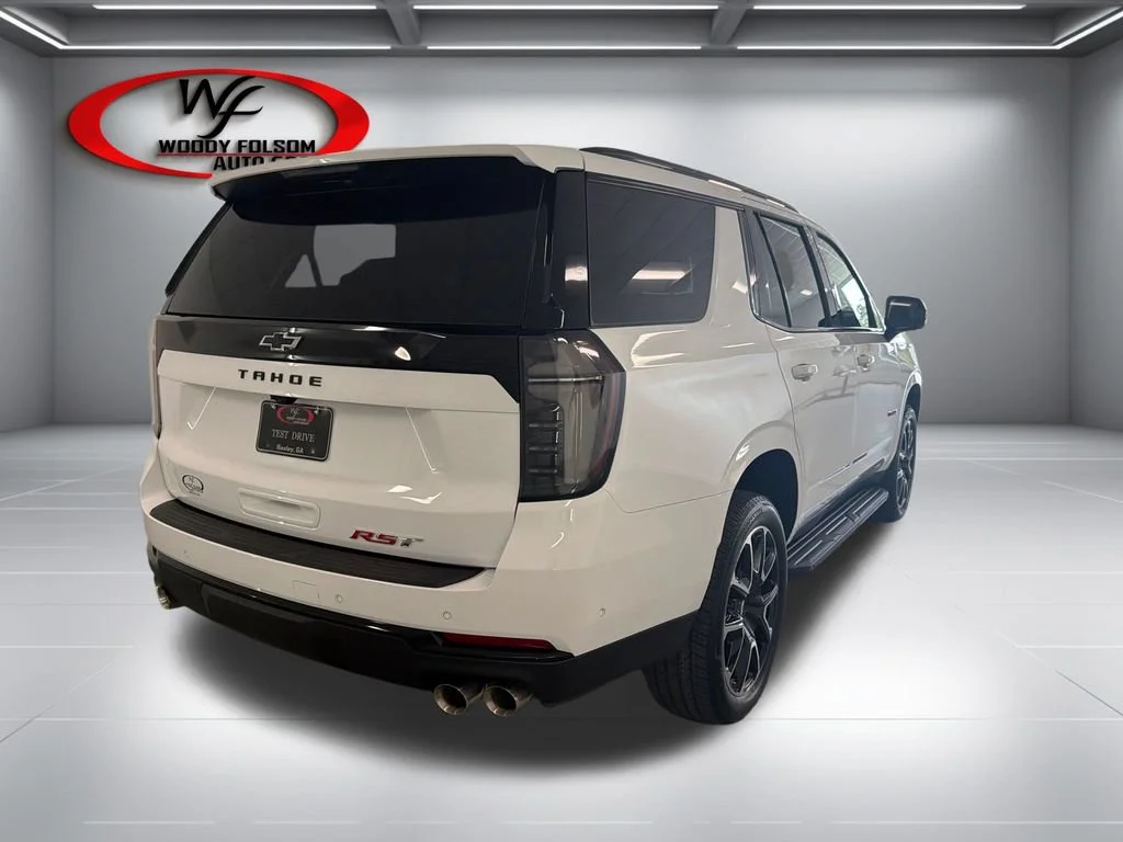 New 2026 Summit White Chevrolet RST image 6
