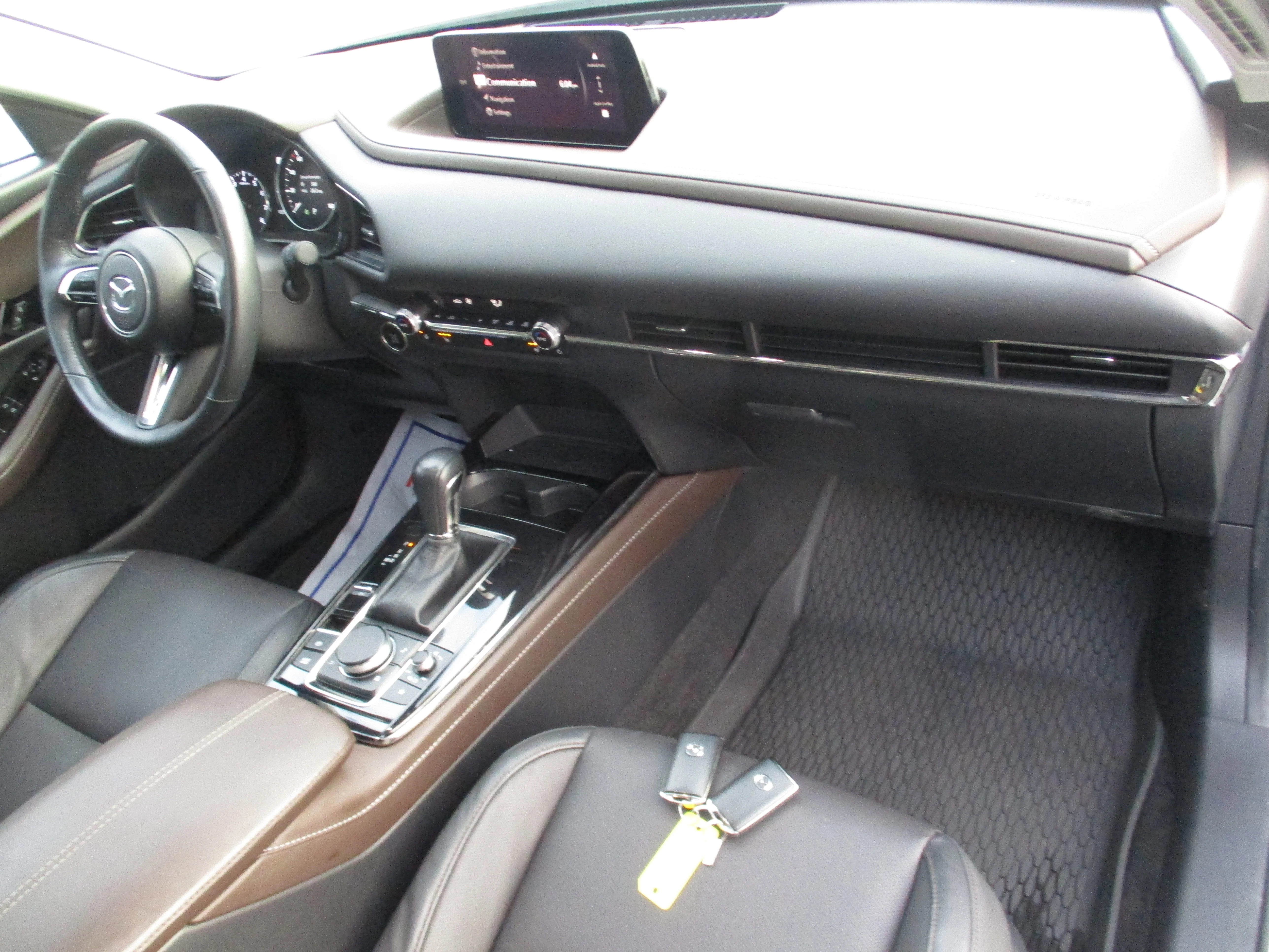 Used 2024 Snowflake White Pearl Mica Mazda 2.5 Turbo Premium Package image 21