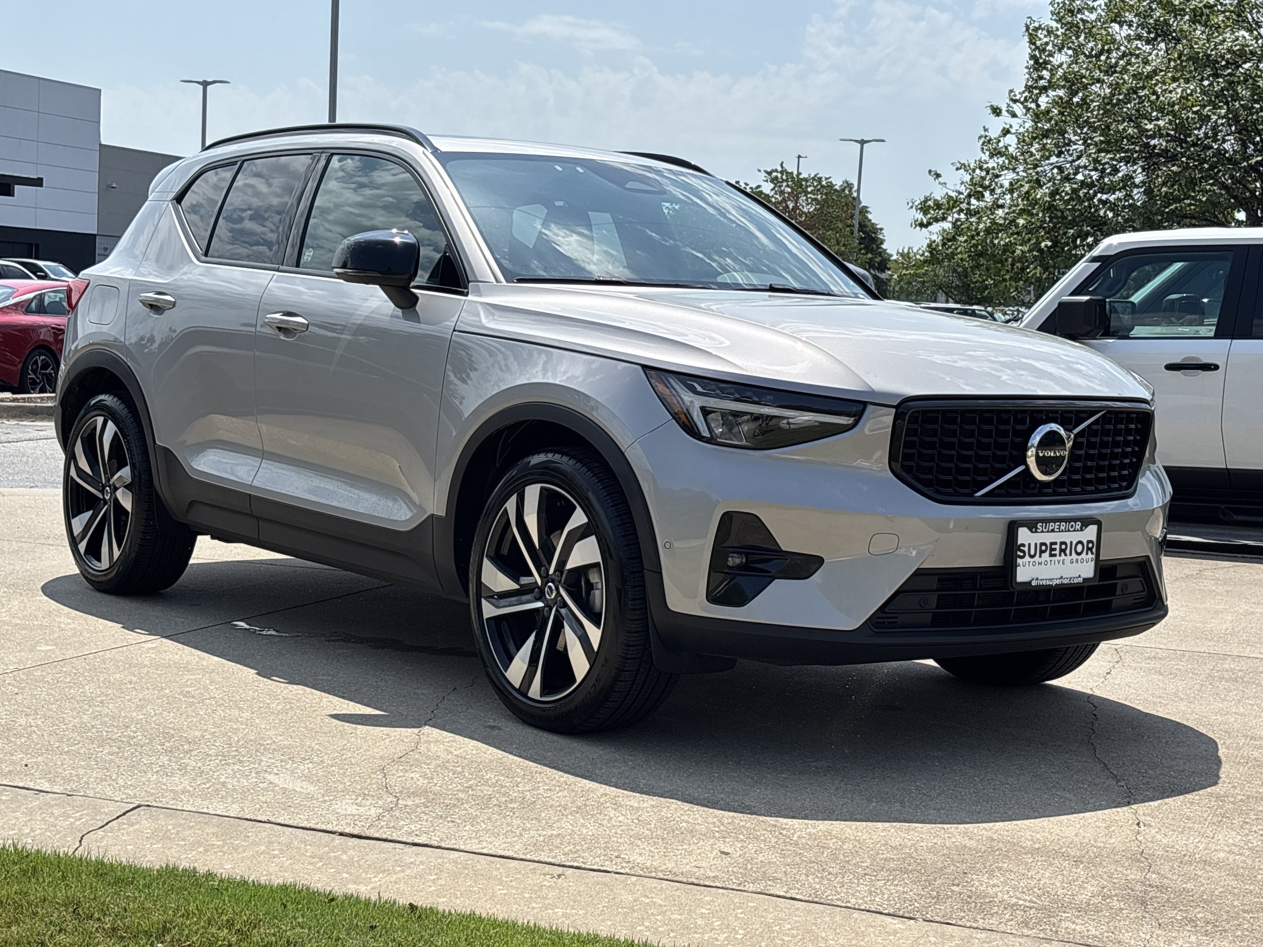2023 Volvo XC40