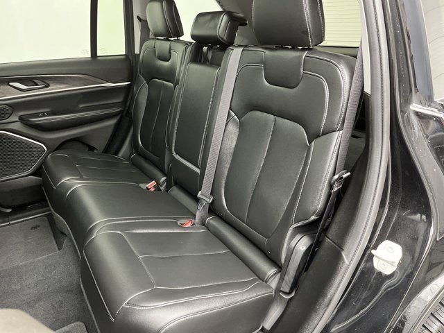 Used 2023 Diamond Black Crystal Pearlcoat Jeep 4X4 image 13