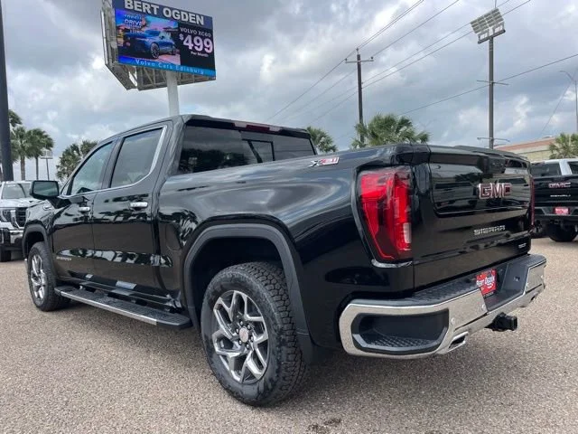 2026 GMC Sierra 1500 SLT - Photo 6