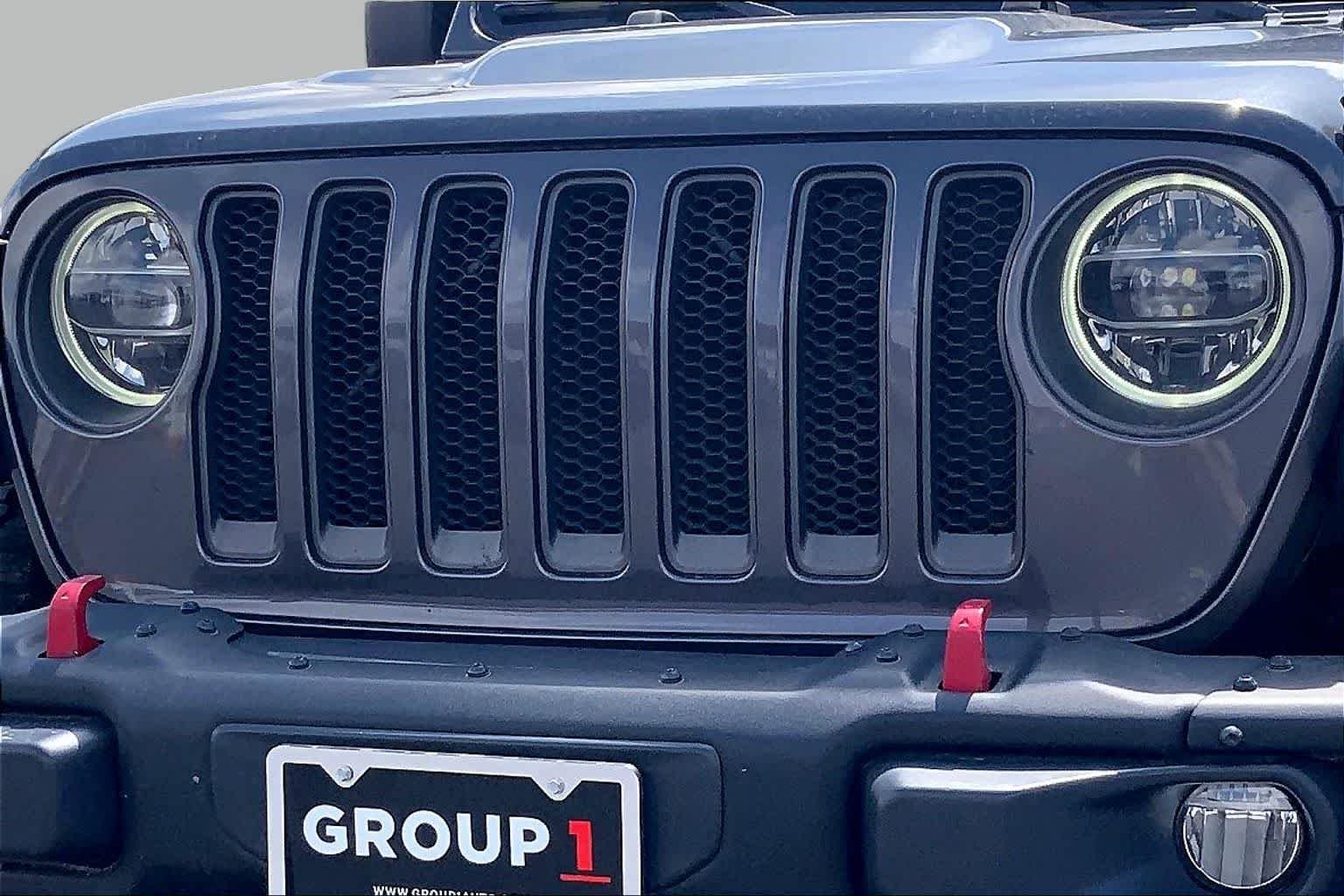 Used 2018 Granite Crystal Metallic Clearcoat Jeep Rubicon image 30