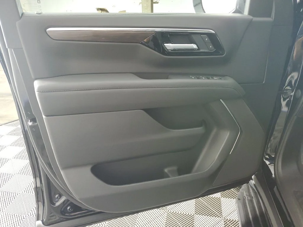 2026 Chevrolet Tahoe LS - Photo 29