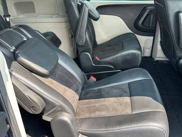 Certified Used 2020 Indigo Blue Clearcoat Dodge SXT image 9